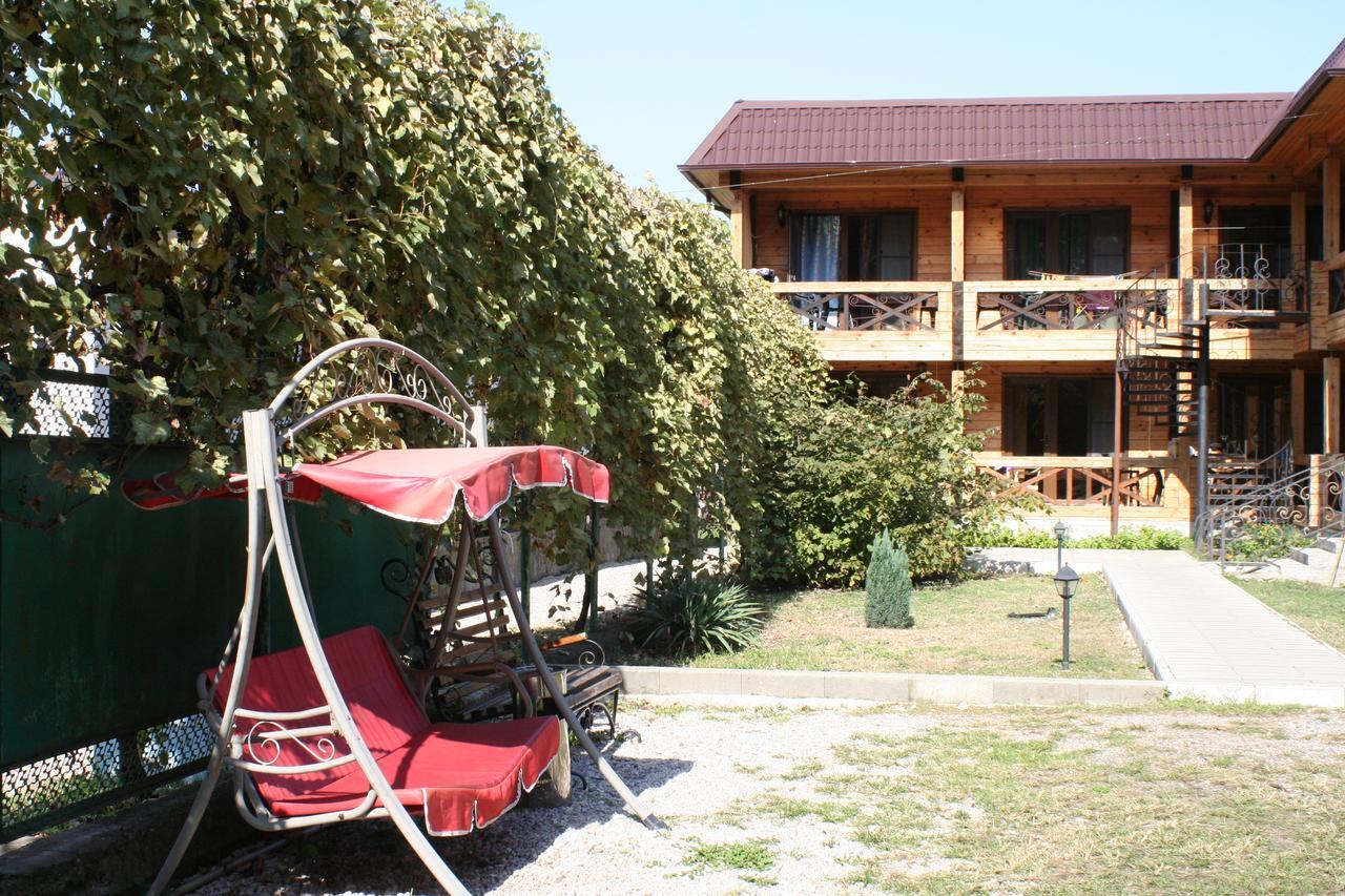 بيزوندا Guest House Sirius المظهر الخارجي الصورة