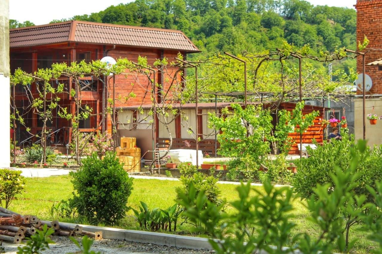 بيزوندا Guest House Sirius المظهر الخارجي الصورة
